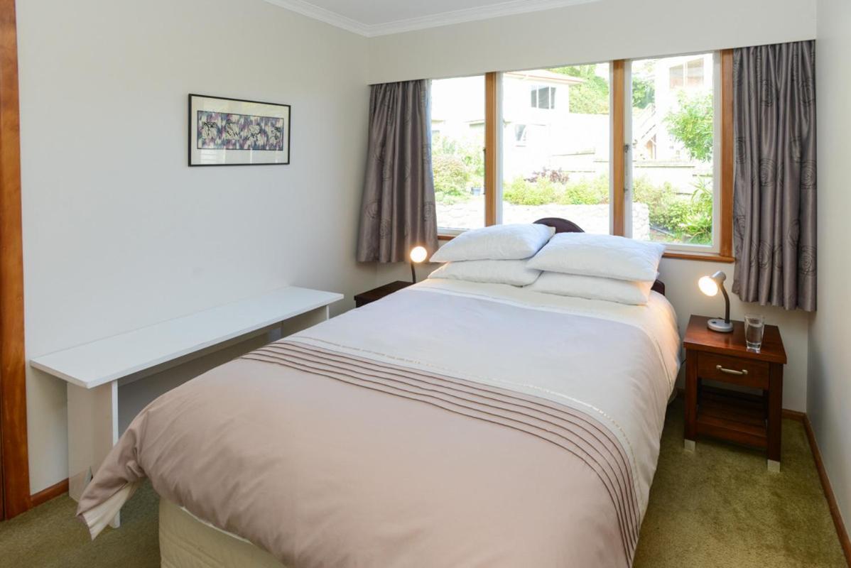 Breakwater Cottage - Napier Holiday Home Экстерьер фото
