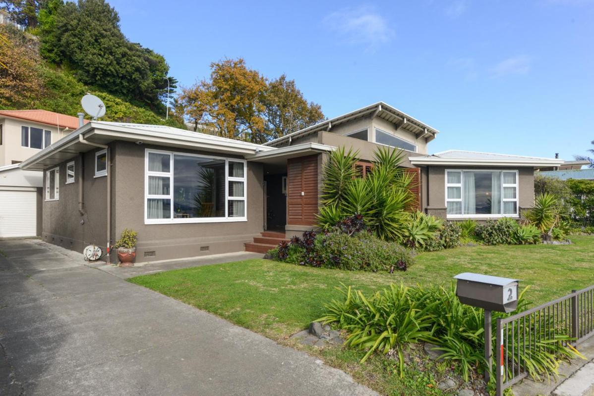 Breakwater Cottage - Napier Holiday Home Экстерьер фото